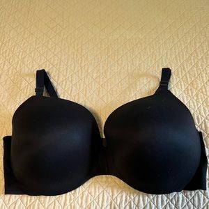 Victoria’s Secret Black Bra 38DDD